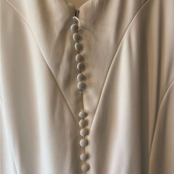 Maggie Sottero Ivory Crepe Cowl-Back Mermaid Gown - Picture 7 of 12